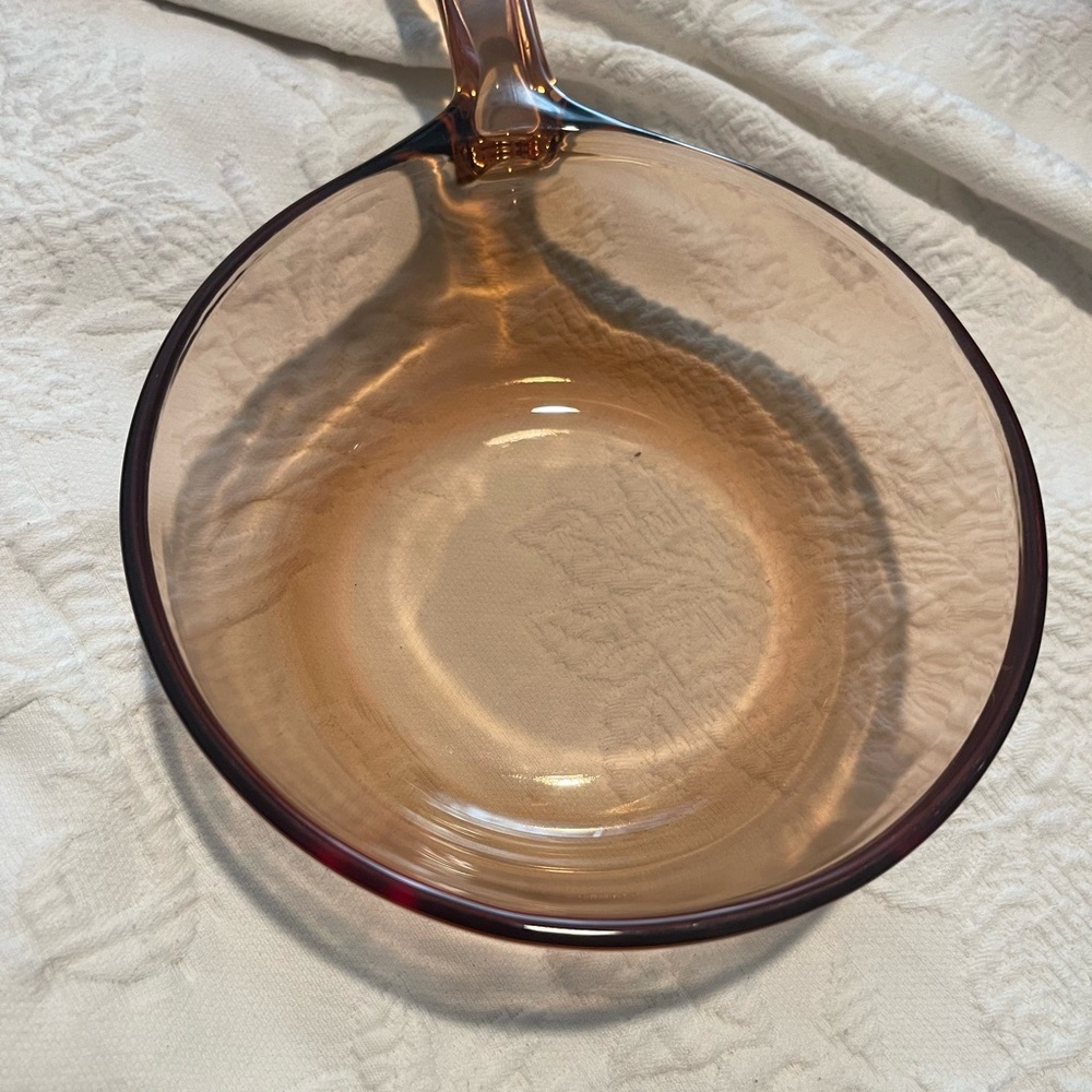 Vision 0.5 Amber Pot No Lid 6” Across